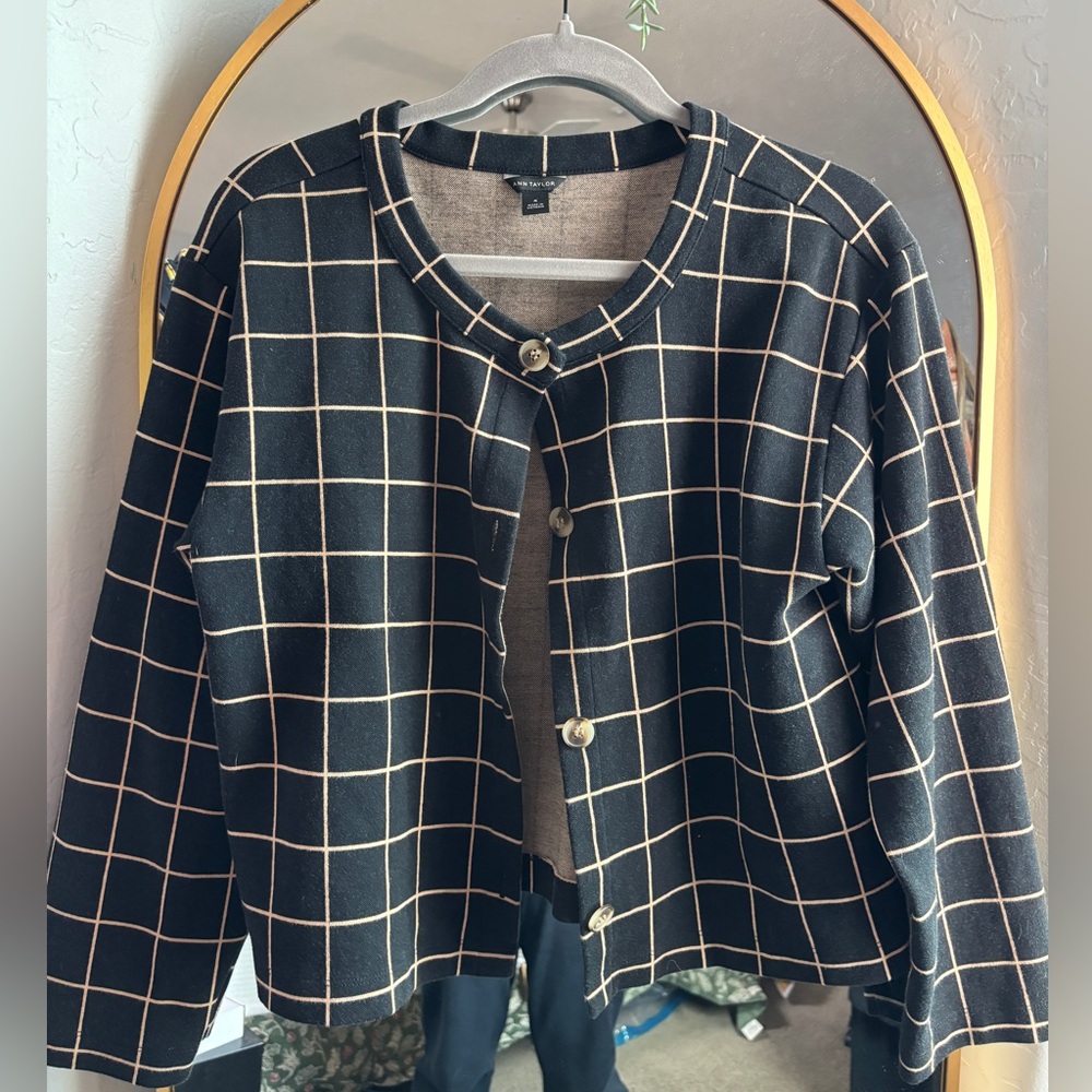 Black and Beige/Cream Button Up Cardigan